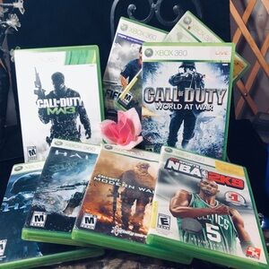 Lot of Eight 360 Video Game Collection - Green Cases